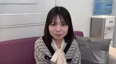 FC2PPV-4189301潮吹超敏感体质19岁莉酱