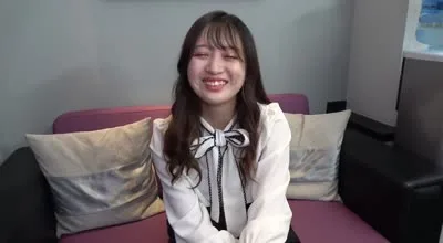 FC2PPV-4112078白皙美腿的苗条大学生美优酱