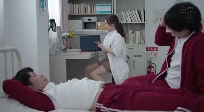 JUR-110 露出狂の保健医は始業のチャイムで廊下を彷徨う…。 藤かんな