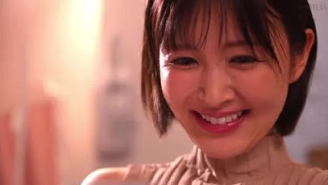 DLDSS-404短发巨乳人妻欲求不满趁老公不在家找男人中出-角奈