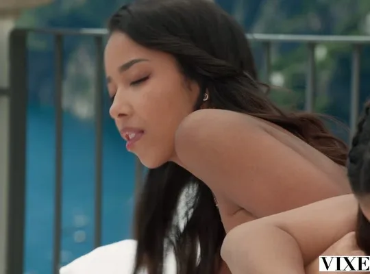 VIXEN2026-02-22华丽双姝廖与范妮莎激情三人行