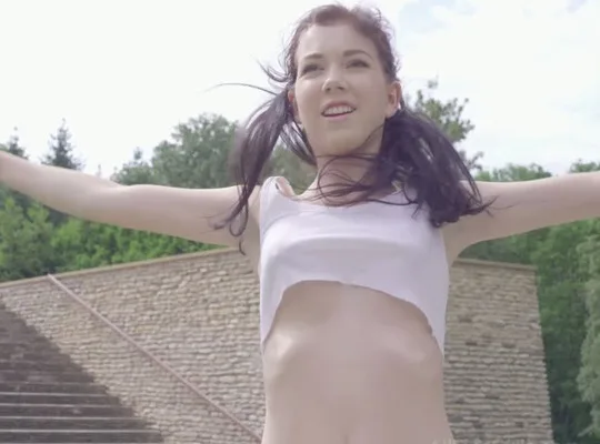 WOWGIRLS2016-10-25在户外