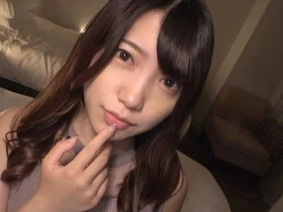 骑兵破解SIRO-5007 【乳首だけで連続イキ】胸と尻がイイだけじゃない！どこを触ってもビクビク、すぐにイッちゃう変態ボディの化粧品売場のお姉さん。これ
