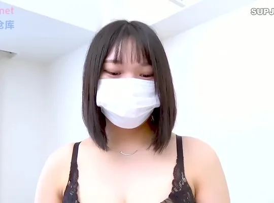 FC2PPV-3982673首次偷拍处女高中生电击高潮