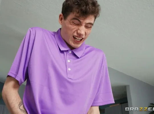 BRAZZERS2024-10-04弗兰克与豆子的困境
