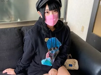 骑兵破解POK-004 顔出し【古着系女子】パパ活女子らしからぬ見た目の素人娘_限定配信