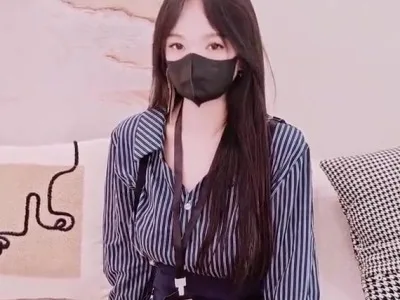 香蕉秀xjx728主播求工作反遭老板潜规则