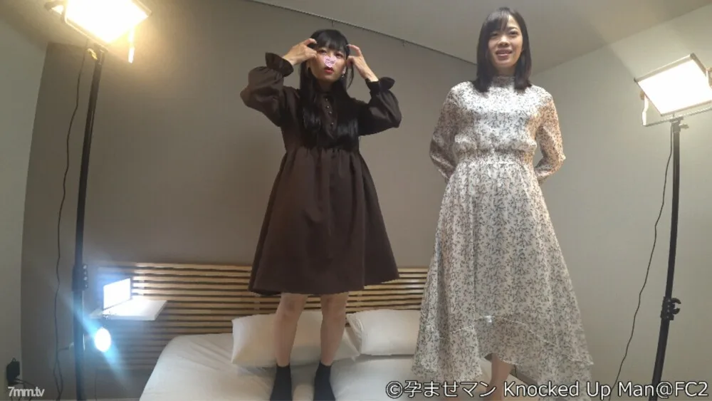 FC2-PPV-2430188 【新作，半价！ ]♀43专业生米◯-chan19岁，♀206女大学生我◯-chan19岁第5次（3P）Ojisan被AV拍摄怀孕◯两个被切断的肮脏的小赛夫勒不负责任的3P只为乐趣饼狂欢