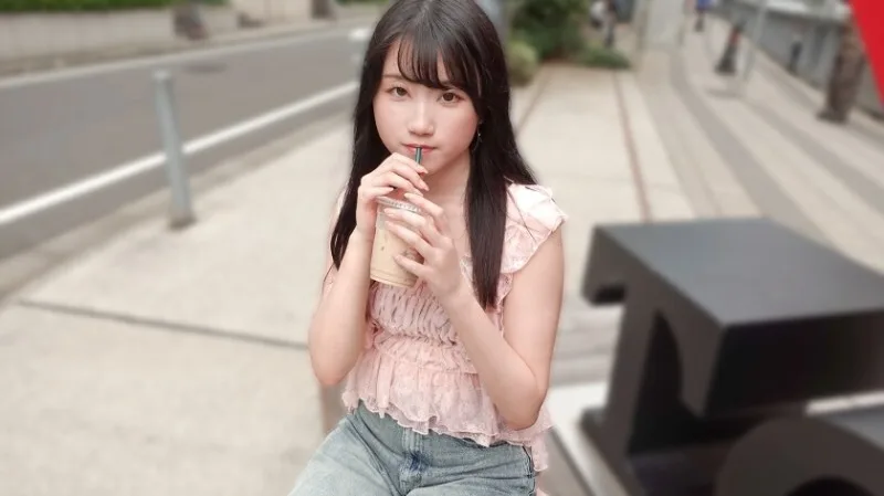 SIRO-5583 「认真女孩!难道这位隐藏著变态潜意识的音乐学院女大学生的弱点是乳头?!她表面上对性不感兴趣,但一旦开始,她就疯狂地追求快感!她扭动著臀部,一次又一次地手淫达到高潮!她的脑海里充满了快感……」:MGS Video(Prestige Group)成人视频流媒体网站!