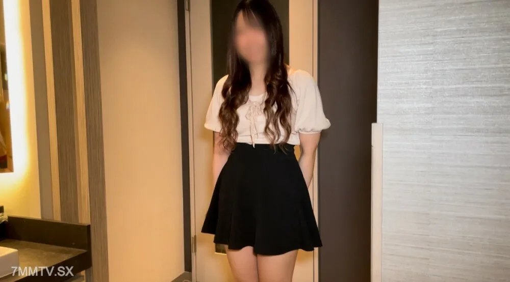 FC2-PPV-4480850 摩托剑道社的统一美感不长久,其他的都是黑色的,浓淡浓淡的。别名:无辜者处境艰难。最喜欢的地方:上过一次学的女学生,成伟是一位著名的游泳运动员,并且取得了很好的击球成绩。