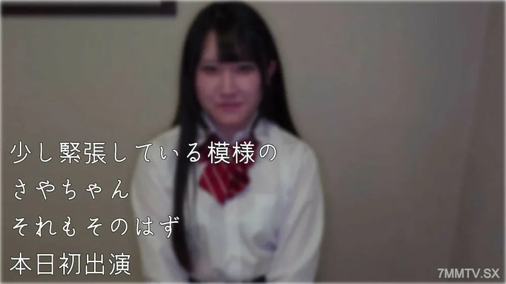 FC2-PPV-4484579 19岁时，我对自己的黑发和日本网感到幸福。