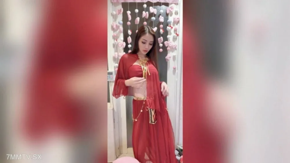 FC2-PPV-4550197 在公司的时候，我常常会忍不住看到一件事：「忍不了，思绪早回来了」。