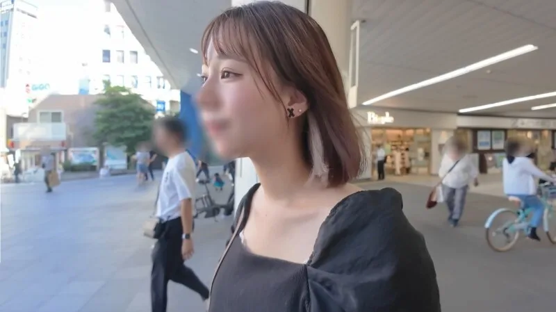 FC2-PPV-4768553 截止14日990分！ ！ 【初次】F杯（3月）美女「旅馆的薪水不够…」申请打工来支付学费