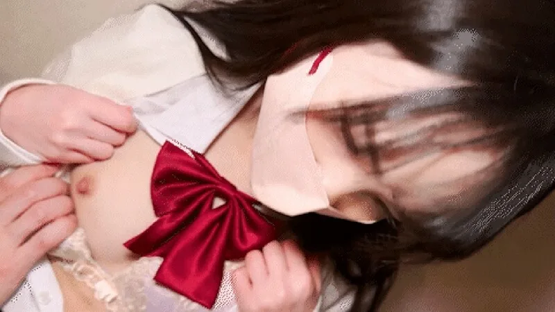 FC2-PPV-4798037 *数量有限* 身高138cm，零经验，知名女星。第一次见到成人阴茎时，她难掩困惑。禁忌的小身体里被灌满了惊人的精液，以史上最高价呈现。 *数量有限，先到先得。 *