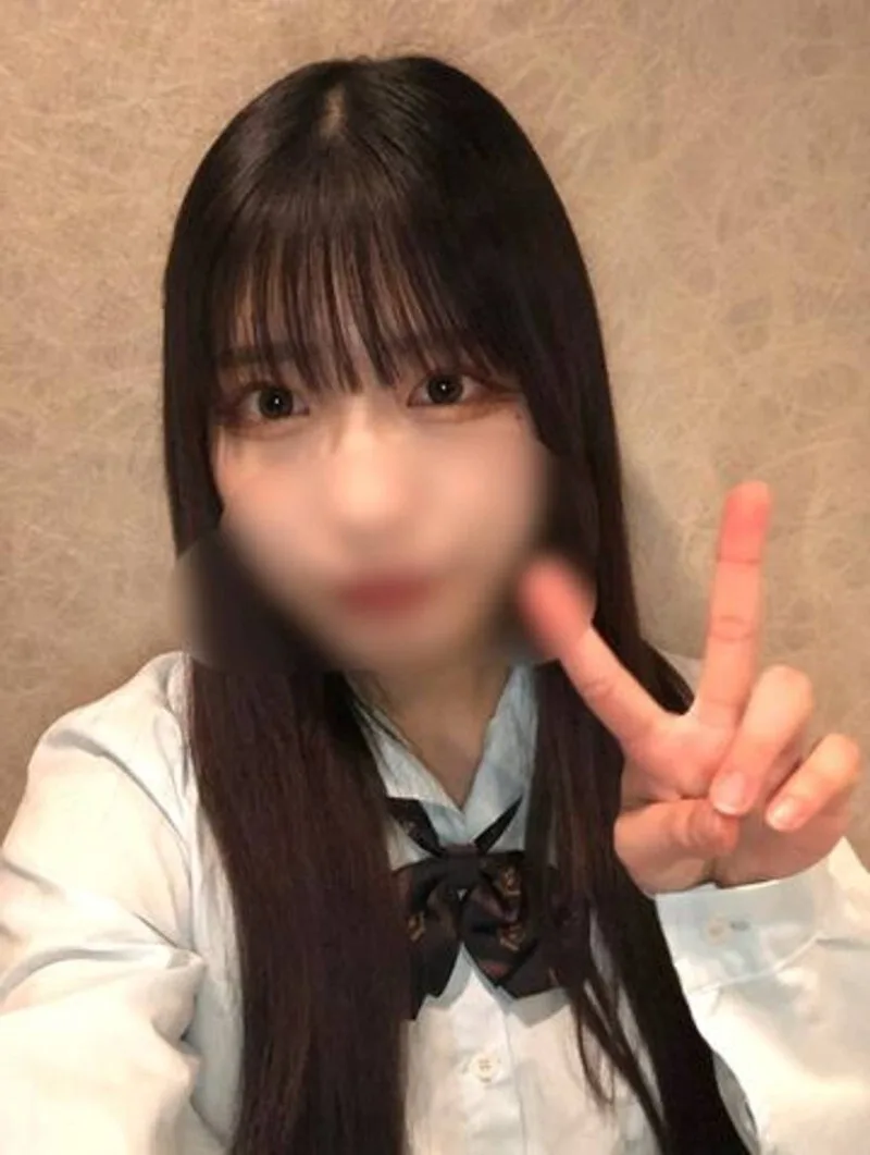 FC2-PPV-4822891 【限量发售】2025年最大的奇迹…与长相酷似野坂46的E罩杯女孩的秘密约会！
