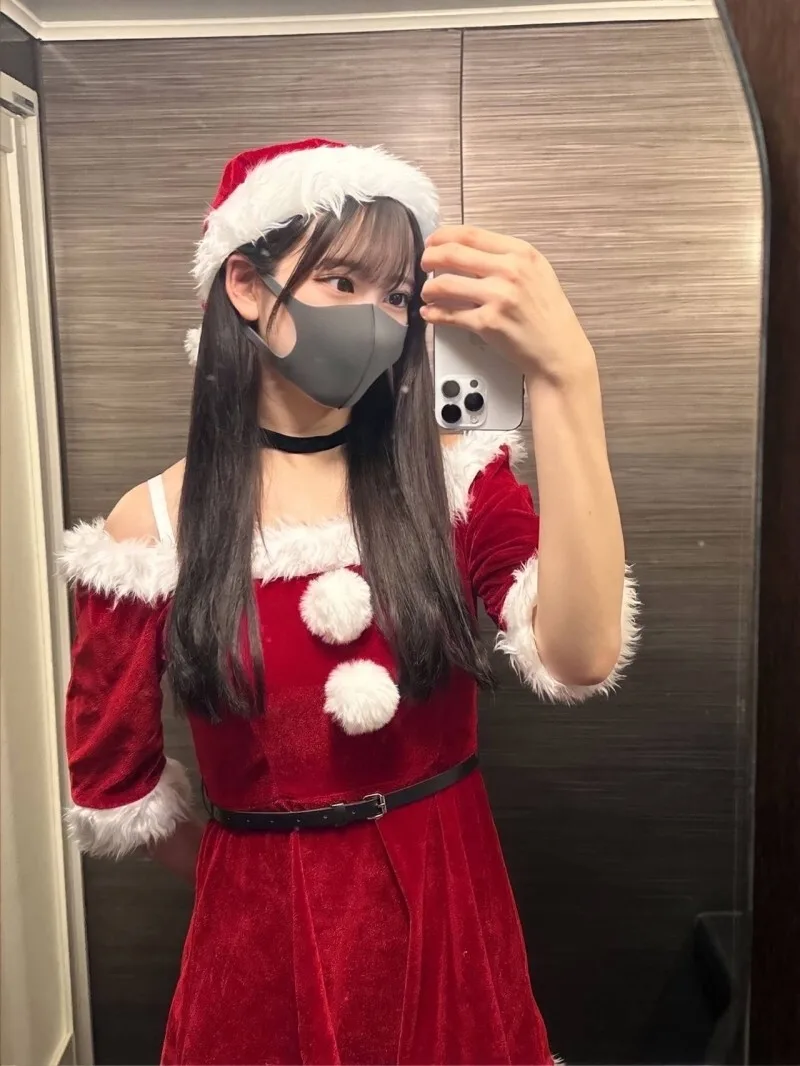 FC2-PPV-4848775 【史上最惊艳的美女登场！ 】F罩杯的Yua酱穿著圣诞老人服装，享受超大脸部护理！年度最佳圣诞礼物！