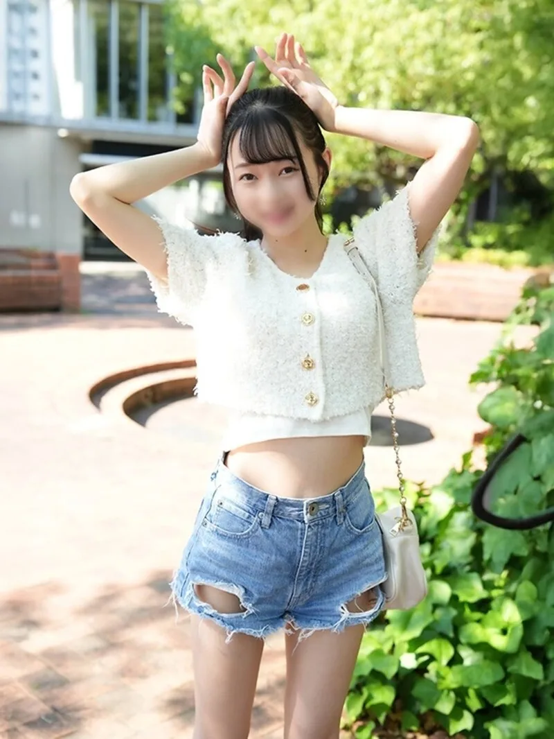 FC2-PPV-4854425 ※仅限首次※ 148cm *顶级品质* 偶像级可爱牙科保健师（20岁），拥有惊人的透明度，被猛烈地插入，变成了一个极其色情的婊子（Tsubomi）