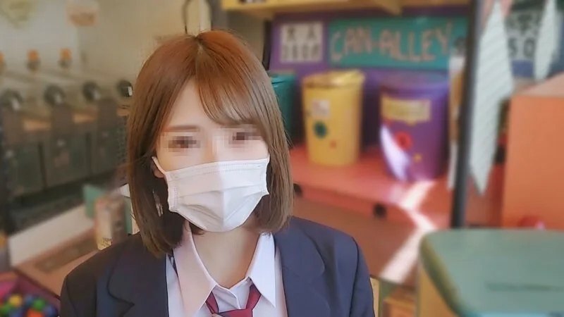 FC2-PPV-1766968 [脸部外观] 男孩气的美丽女孩/女人。 ～最后的制服～