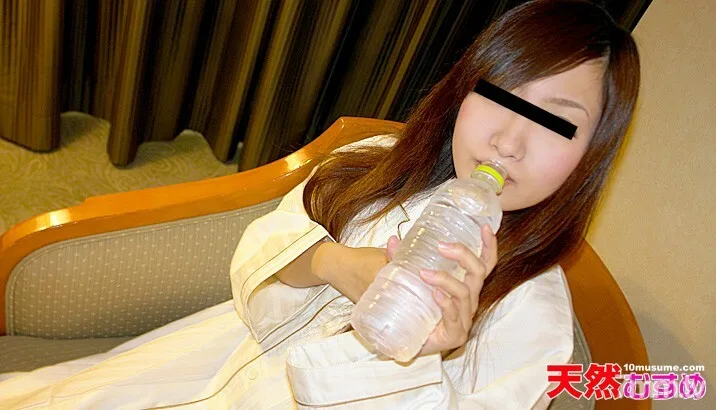 063010-01 泄漏在我男朋友的睡衣里！ ??