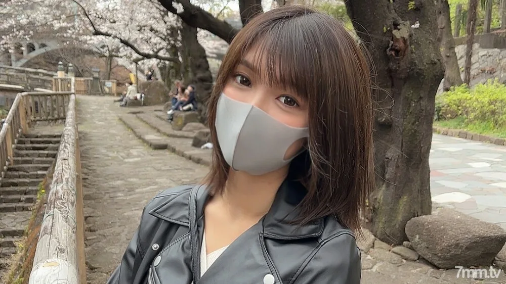 FC2-PPV-2792171 外貌！ ！！ [第一枪，未经审查]数量有限！ ！！只能表达笨拙情意的可爱傲娇诱惑小恶魔…… 渐渐敞开心扉抽筋，在超敏感的身体里气喘吁吁！ ！！ FC2-PPV-2792171