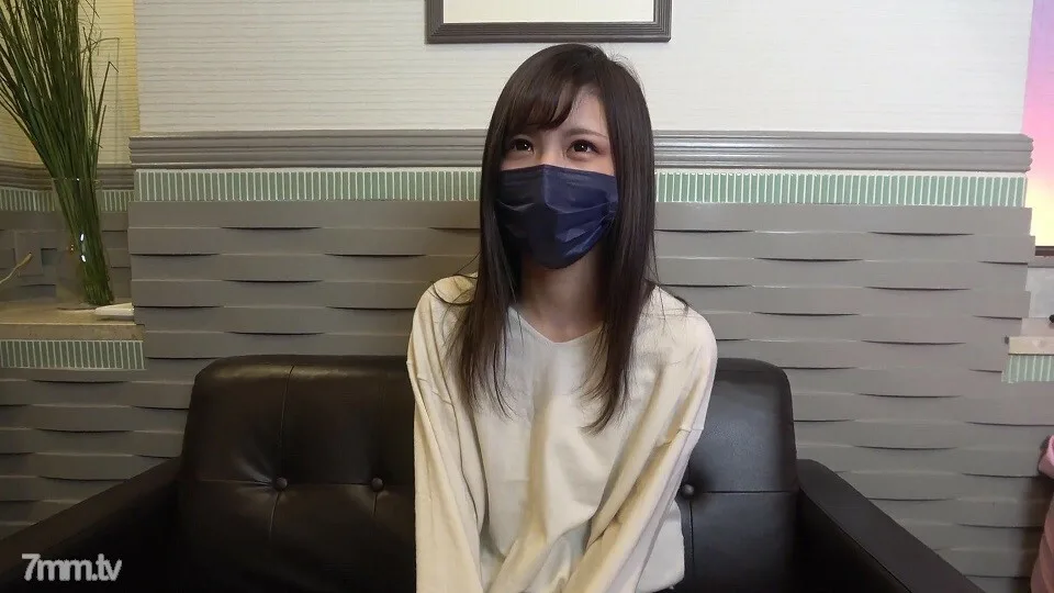 FC2-PPV-1790483 第一拍❤️惊人的腰围54公分！大量精子被扔进了一个苗条美女的小阴部♪[个人拍摄]