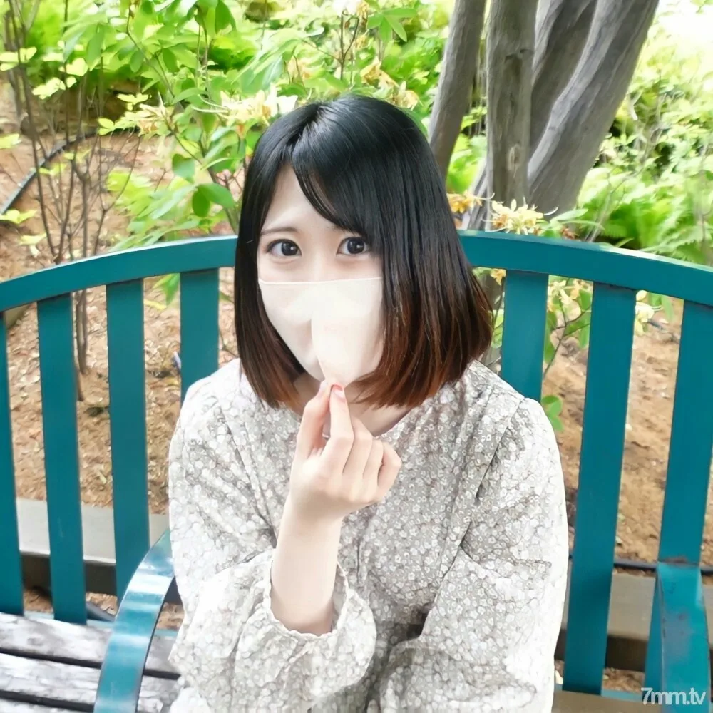 FC2-PPV-2981260 [动荡120分钟] [未经审查] [两次出局]♡小动物英语老师，声音生动♡我已经一年没有男性体验了，所以我可能想拍个奇闻趣事！但是有点吓人！我想被一个认为我可以信任它的人带走