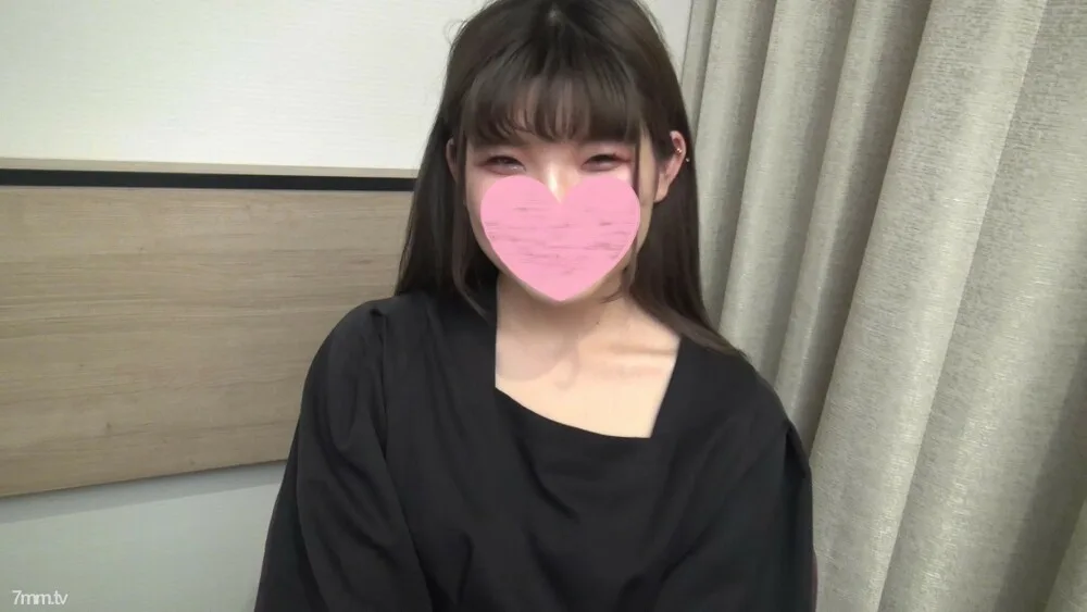 FC2-PPV-1801647 第一枪♥️完整外观♥️专业学生20岁长发好看♥️致力于口交和裸蚀刻的白皙美腿美腿美女的第一次体验♥️无毛猫的阴道口未经允许就吐精液太色情♥️♥️
