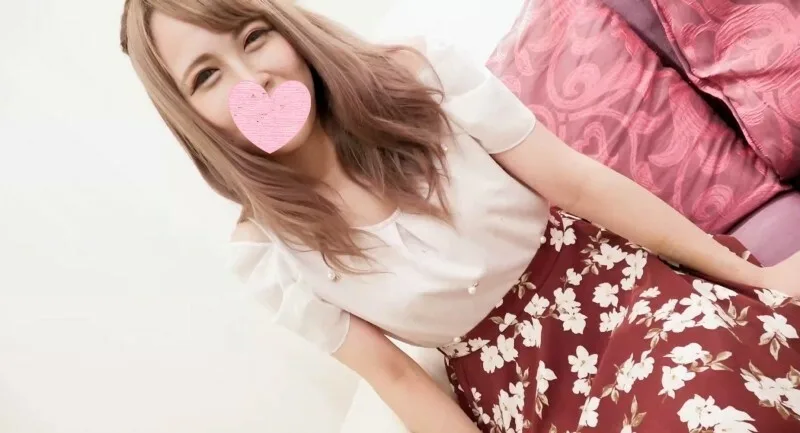 FC2-PPV-3105035 [外观] [喷] [中出] 内衣素人妹子透视屁股超淫荡♥