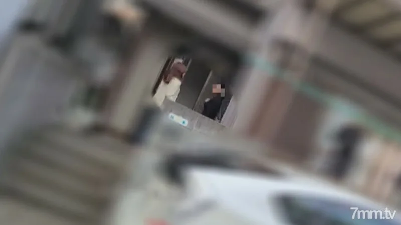 FC2-PPV-3133512 [个人] 走访苗条已婚妇女的家，夺走与她妈妈朋友的友谊。被妈妈朋友看到了。 . .