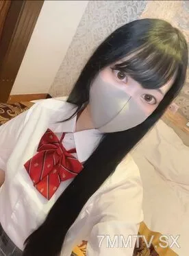 FC2-PPV-3116452 【数量有限】【翻译】前10人17800→10000【第一拍】野坂46堀吉永德奈奈的18岁女学生！黑发、白发、纤细美女**假名汤！
