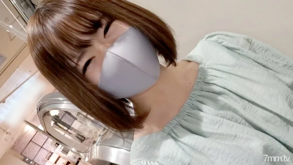 FC2-PPV-1844640 第一次出手!!数量有限!!第一次梦想住在一起的女大学生。在同居前夕,我推拒绝并做了两次阴道射精!!(特写)