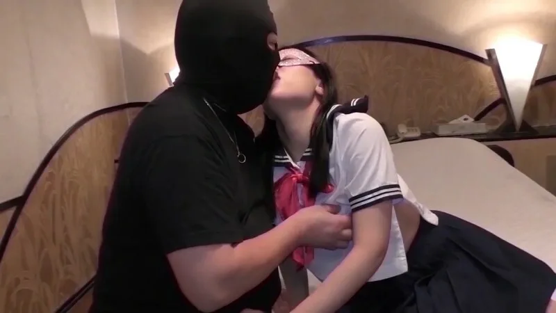 FC2-PPV-3167112 [个人拍摄/套装销售] 享受父亲鸡巴的女人水手服版＆增高泵版
