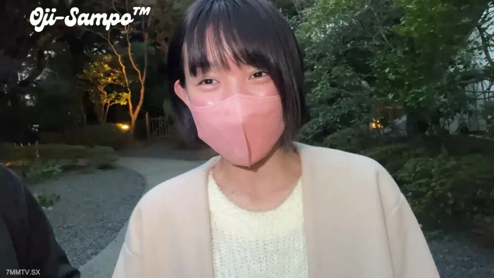 FC2-PPV-3193270 [未经审查] 第一枪！ ！ 18 岁合法 J ◯ 小圆子♡大量阴道射精，叔叔对她苗条的身材感到兴奋