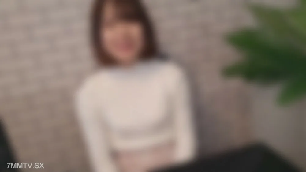 FC2-PPV-3369680 22岁的求职女大学生，性格迷人，能力也值得商榷。 *解说特长是4K高画质
