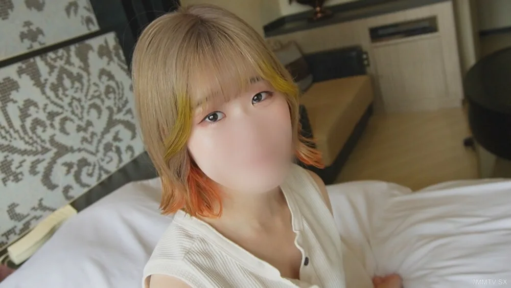 FC2-PPV-3937879 Yua 21岁美乳薄金剃头大量中出