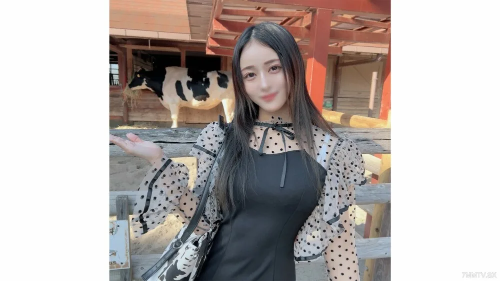 FC2-PPV-4159520 第一轮成功！ ！限时3天！ ！巨乳女人，面容可爱妖娆，性欲极强……性欲暴露无遗，跨坐在男人身上，快感尖叫射精！ ！