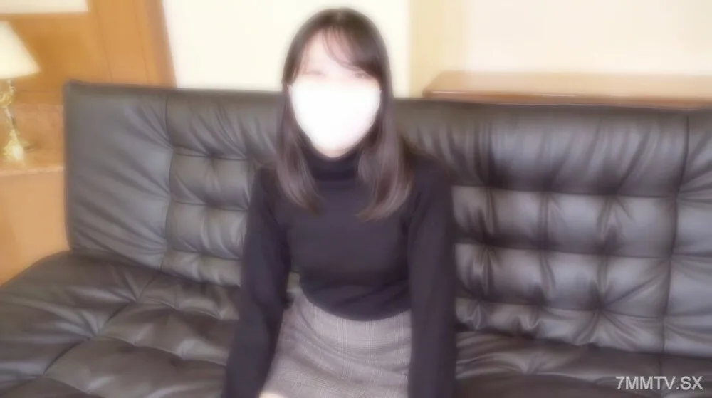 FC2-PPV-4205585 黑发整齐干净，J○有著浓浓的性欲…被告不需要认清他的脸，但无法无天的克服，兴奋，射精…浓浓的变化已经做好了，嘴巴特别干净*。 *可用评论奖金