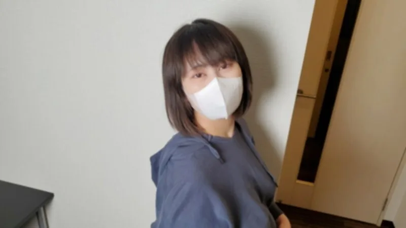 FC2-PPV-4595509 *1/5（周日）之前半价！她是素人**大学生，十九岁**，正在上中学！