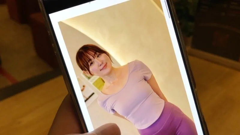 FC2-PPV-4721412 我在纽约体验了裸体瑜珈。 [CFNM]