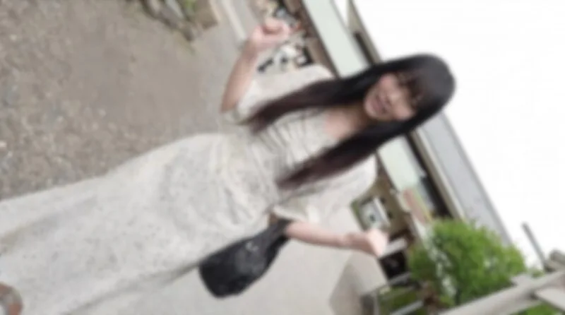 FC2-PPV-4722817 3天！半价！ 【初次拍摄】【一半外拍一半内拍】刚回日本，气质优雅，S级干净俐落的妹子，让男人爱不释手。与优雅的外表相反，她对自己的欲望忠贞不渝……大量的雷射精液喷射在抽搐欲爆的女性身上。 2次射精