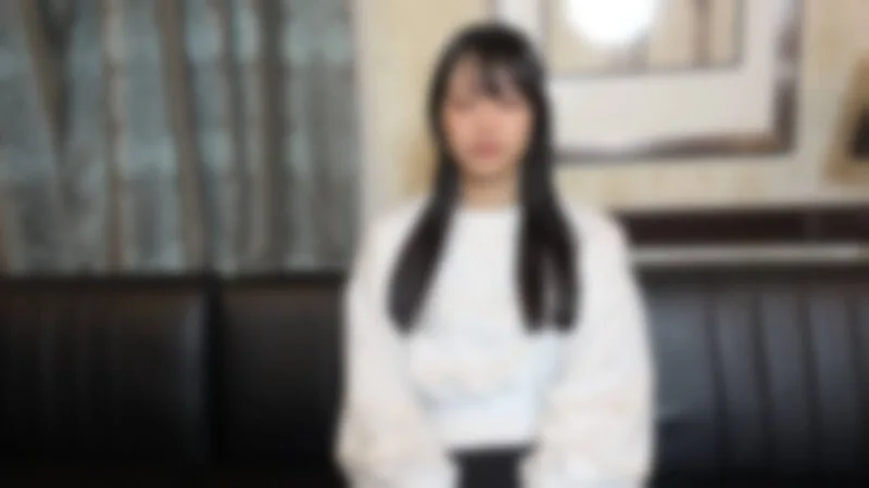 FC2-PPV-4757622 【私拍/素人】（正片露脸）20岁的美酱。苗条、美乳、高挑－三者兼具的完美身材。模特儿般身材的美女在性感拍摄中展现出无耻的状态。大量中出确认了她已受孕。
