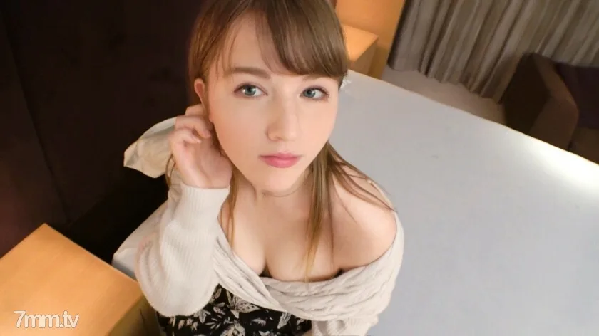 SIRO-4084 【第一枪】【来自加州】【桃子勃起乳头】灰眼白美人。一个顽皮的兼职，从他家乡的男朋友偷偷开始。对日本硬阴茎..应用业余，第一次 AV 拍摄 136