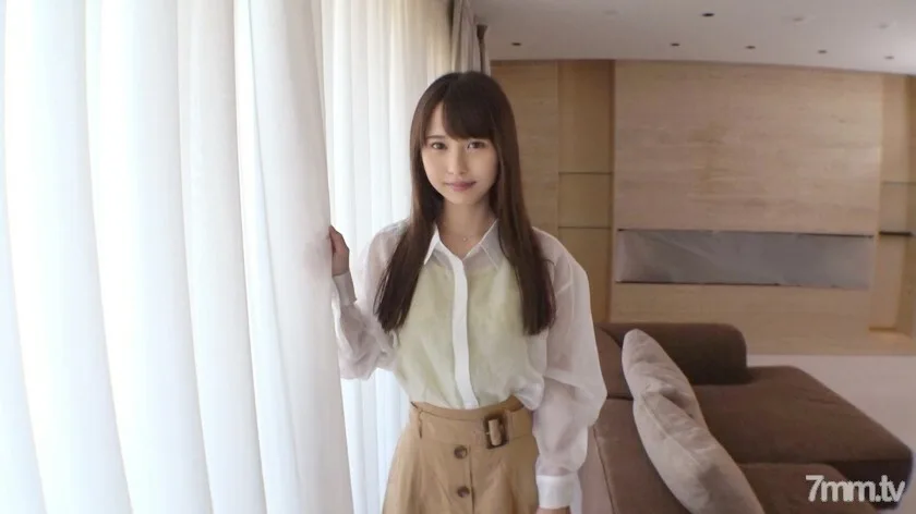 SIRO-4302 【第一枪】【光滑的年轻肌肤】【被恋物癖的出现而激动】由于她害羞的性格，她拥有光滑美丽的裸体。在第一次拍摄中我申请的覆盖经验太少..申请业余，第一次AV拍摄170
