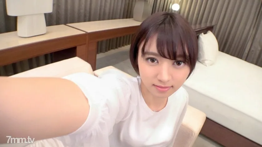 SIRO-4345 【第一枪】【尖叫娃娃脸少女】【强大的好屁股女牛仔】清纯的女大学生，还带著少女的纯真。发展到发育期美男快要崩溃的地步，妹子会气喘吁吁，声音像男笋.. 网上AV应用→AV体验拍摄1438
