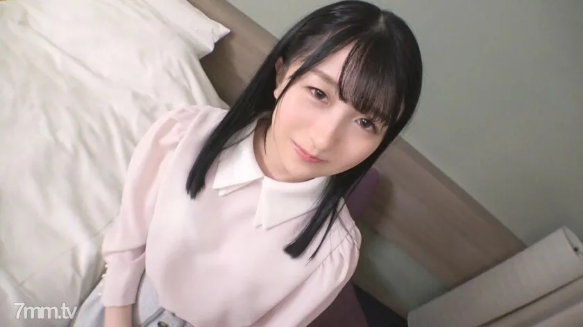 SIRO-4463 【第一枪】【白皙美乳】【纯系她的傻逼】和同校学长约会的纯系女友紧张地出现在AV中。被纯白蓬松的美乳抚摸著假装没感觉..网上AV申请→AV体验拍摄1507