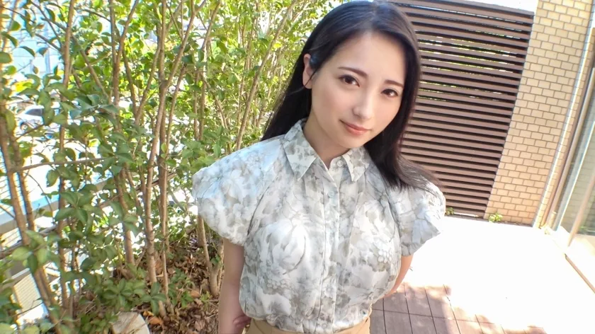 SIRO-5181 [高峰花] 干净俐落的美女，迎来人生第三根鸡鸡！尽管她只经历过正常的性行为，但她却被强烈的渴望到潮吹和尖叫！ 【初拍】AV线上申请→AV体验拍摄2074