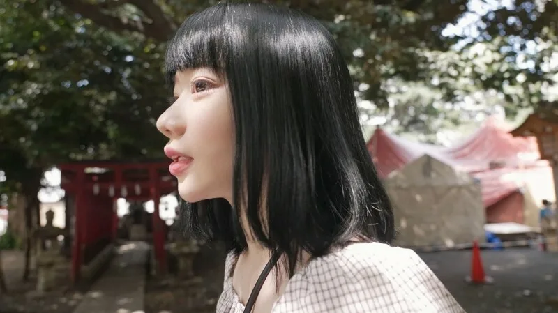 FC2-PPV-2327632 【FC2拍摄】出场！素人女大学生【限定】21岁黑短发美丽神社少女莉子用假阳具电动按摩器play她的头部！ ！啊！喔喔路过的极致可爱少女♪